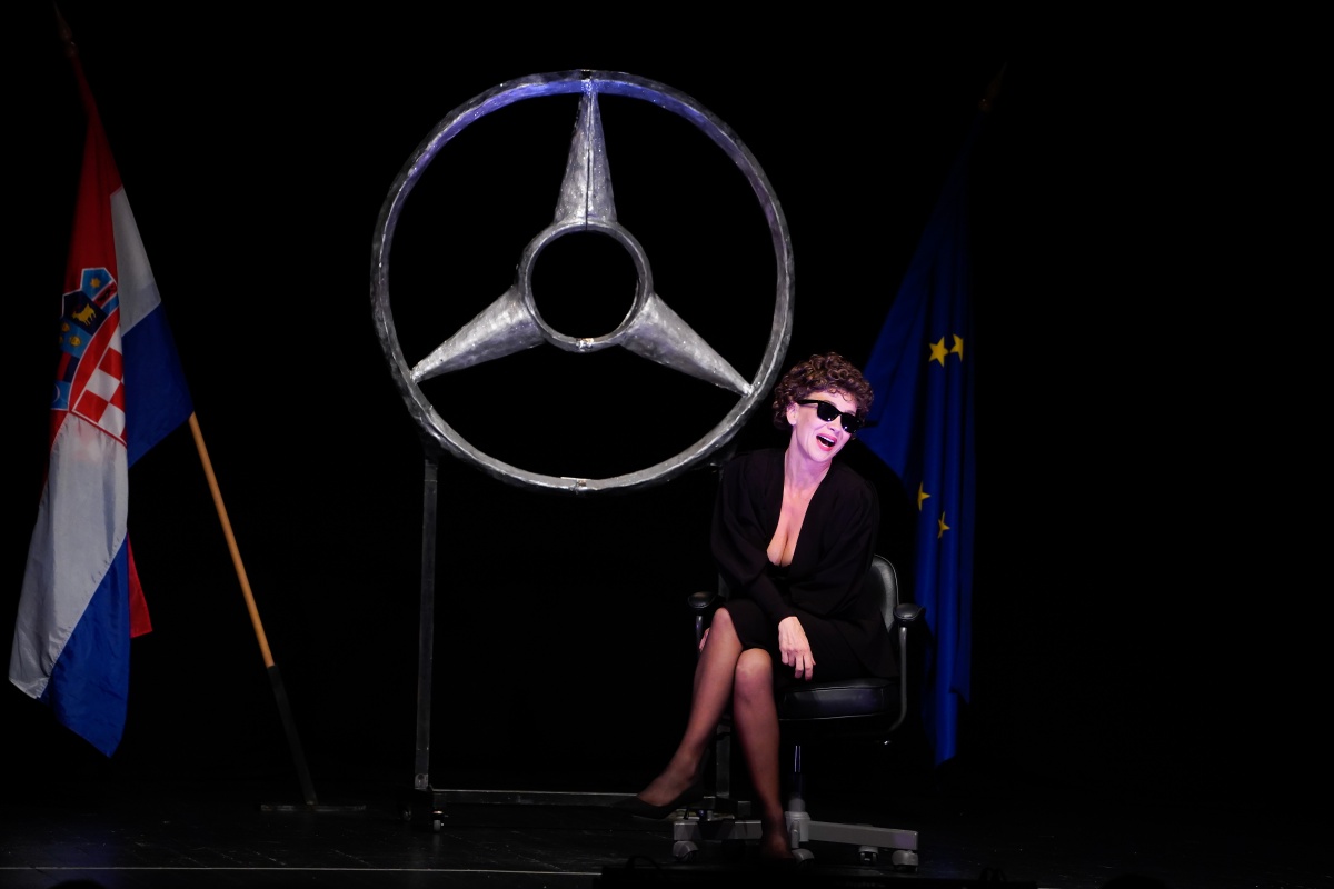 Monodrama "Vla-vla-Vlajland cabaret" zasluženo je prikupila sve ovacije publike