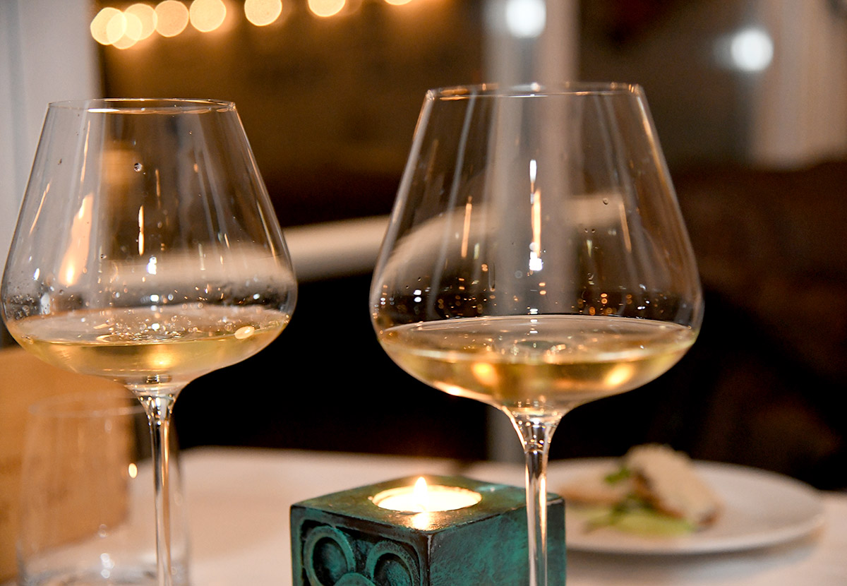 Lijepa večer uz Roxanich vina i glazbu u Bistro Yacht Clubu Opatija!