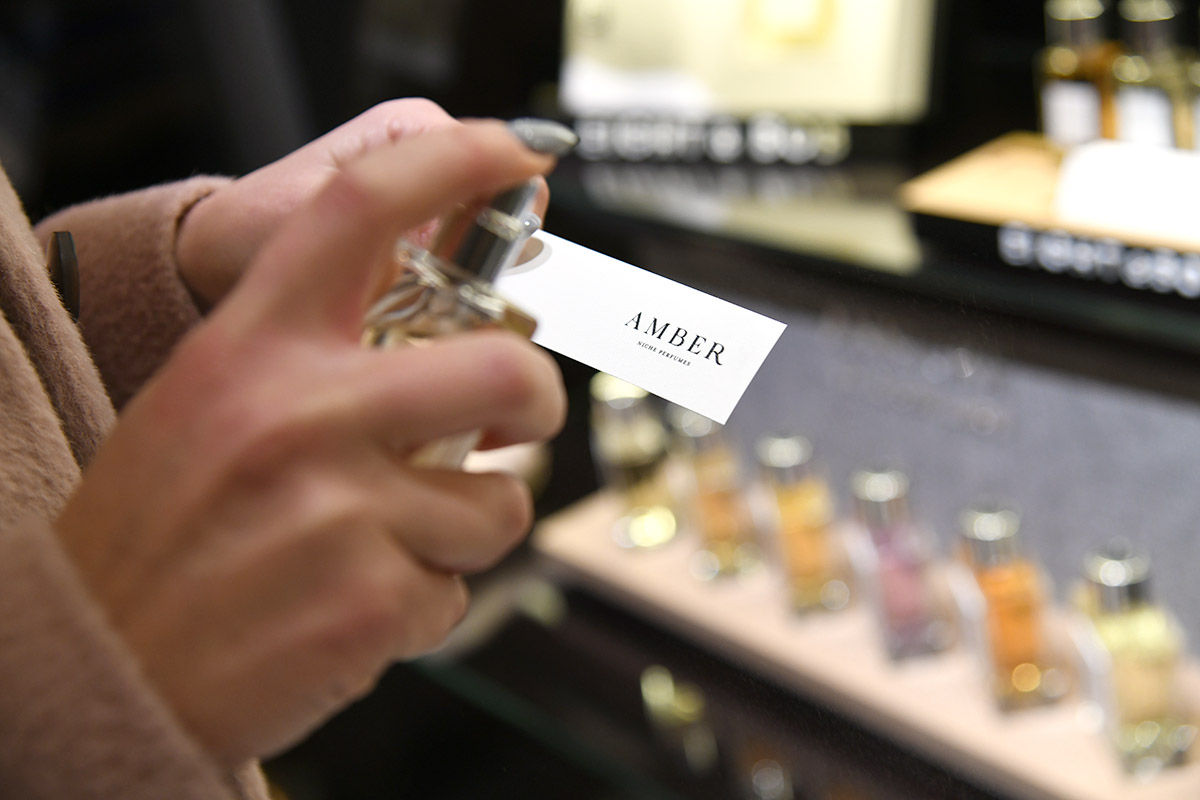 Dočekali smo otvorenje parfumerije posebnih mirisa: Amber niche store!