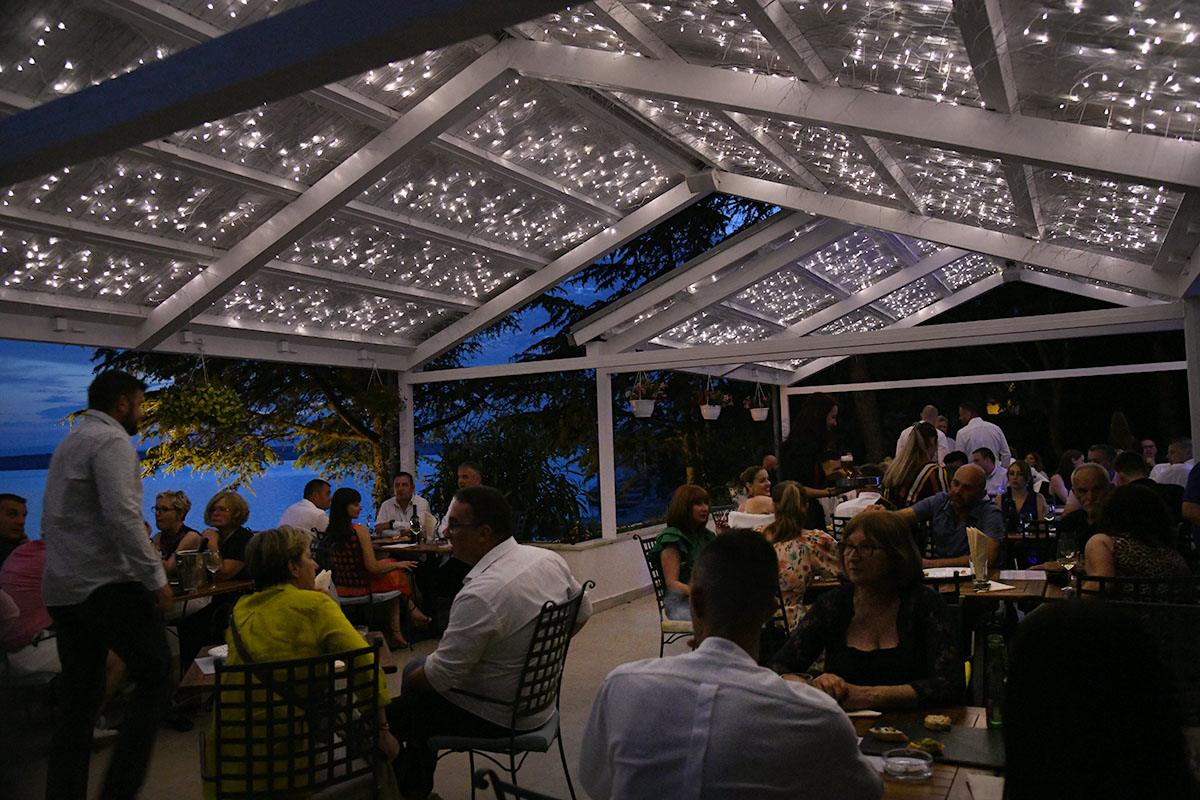 Dramalj je dobio novu gastro oazu: Lounge & restaurant Faro bar