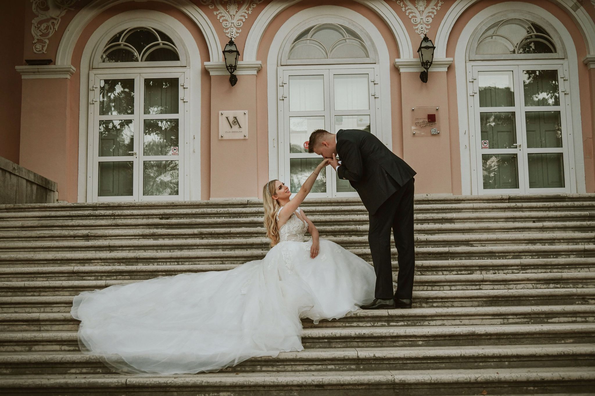 Extravagant wedding: Sara Ban Filipović i Marko Filipović