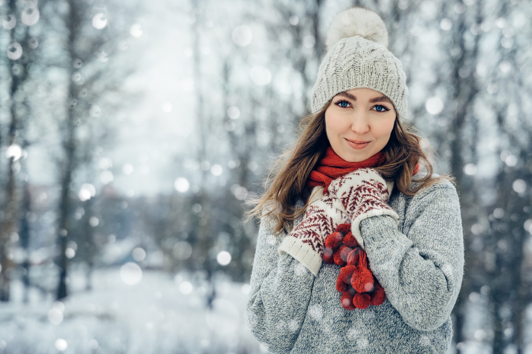 Koje su kape idealne za zimu? Donosimo vam vodič za moderne i tople kape za nju i njega