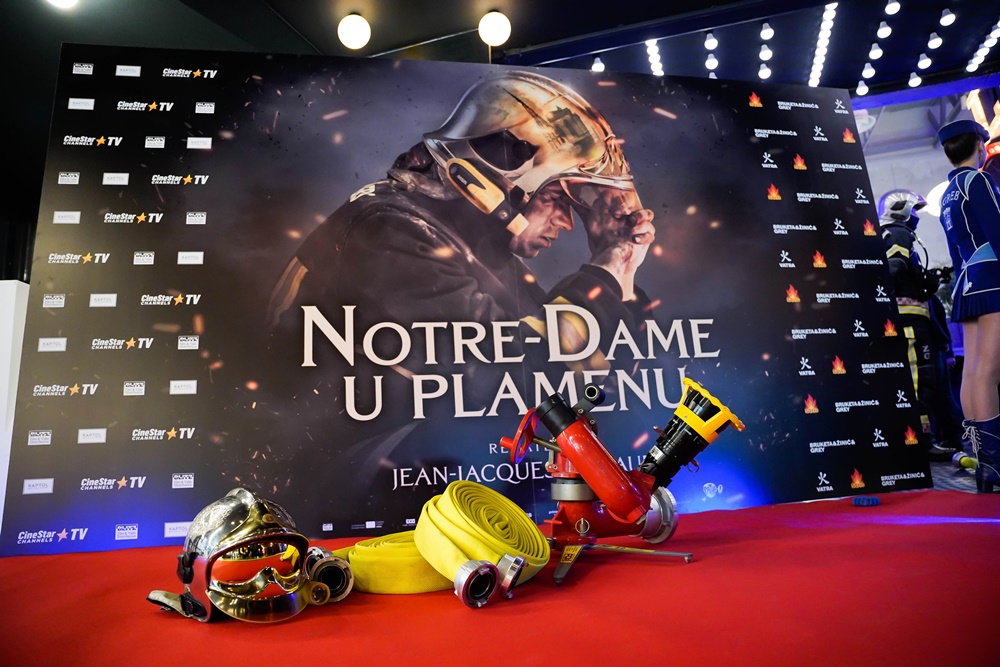 Svečanoj projekciji filmskog spektakla Notre-Dame u plamenu nazočio je i francuski veleposlanik u Hrvatskoj