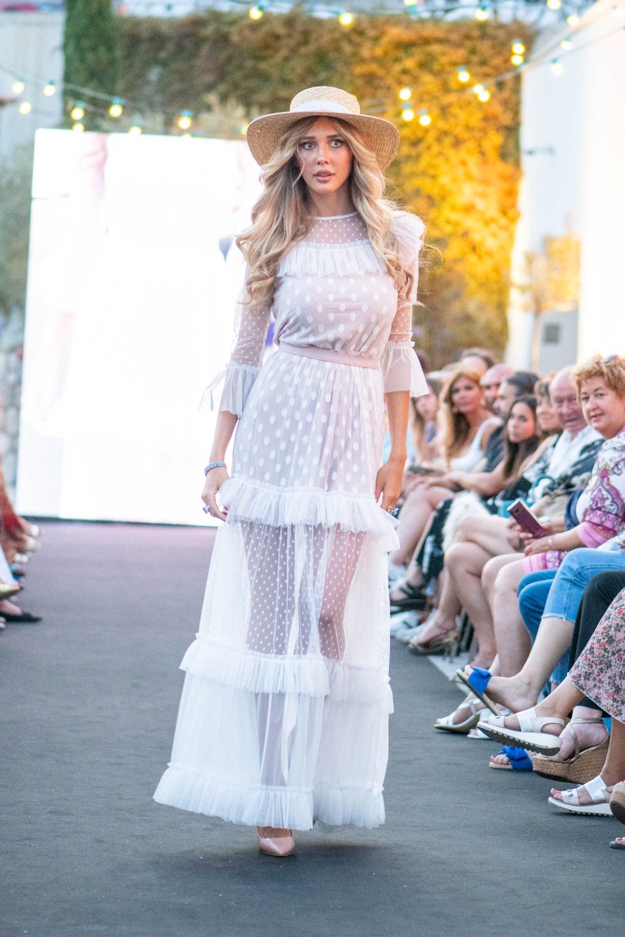 Modni dvojac ELFS ponovno oduševio: Ljetna modna čarolija u prekrasnoj Mitan marini u Novom Vinodolskom