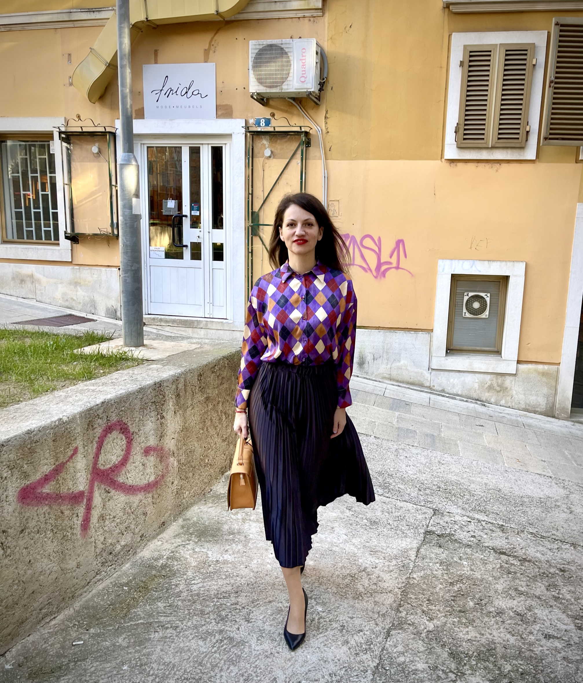 Lady Boss Sanja Cupać: "Frida mode.meubels nije samo butik, to je concept dućan!"