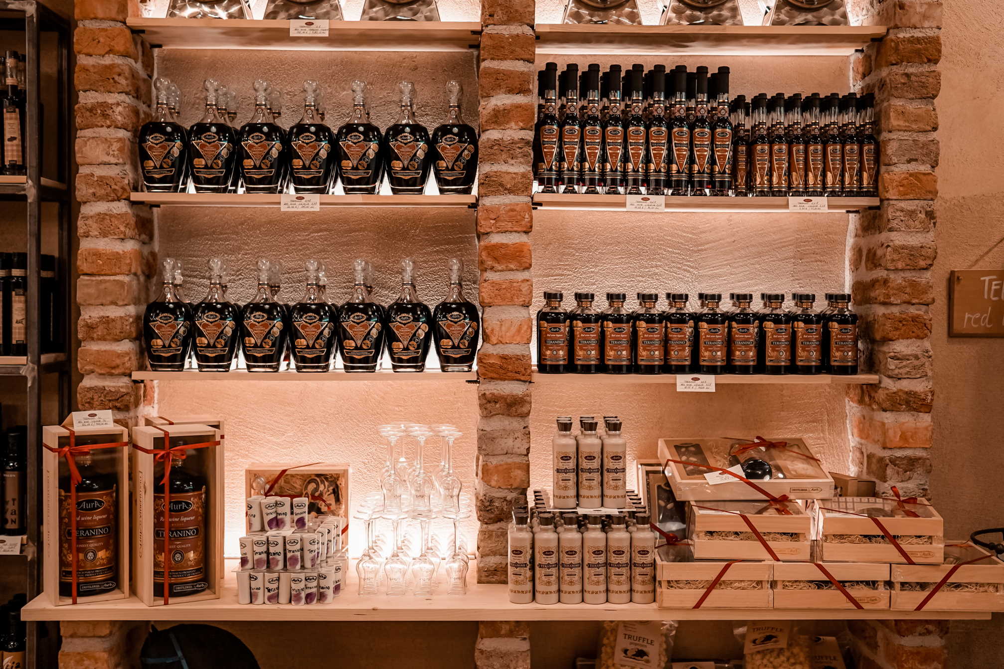 Otvoren novi Distillery shop Aura u Tower centru Rijeka