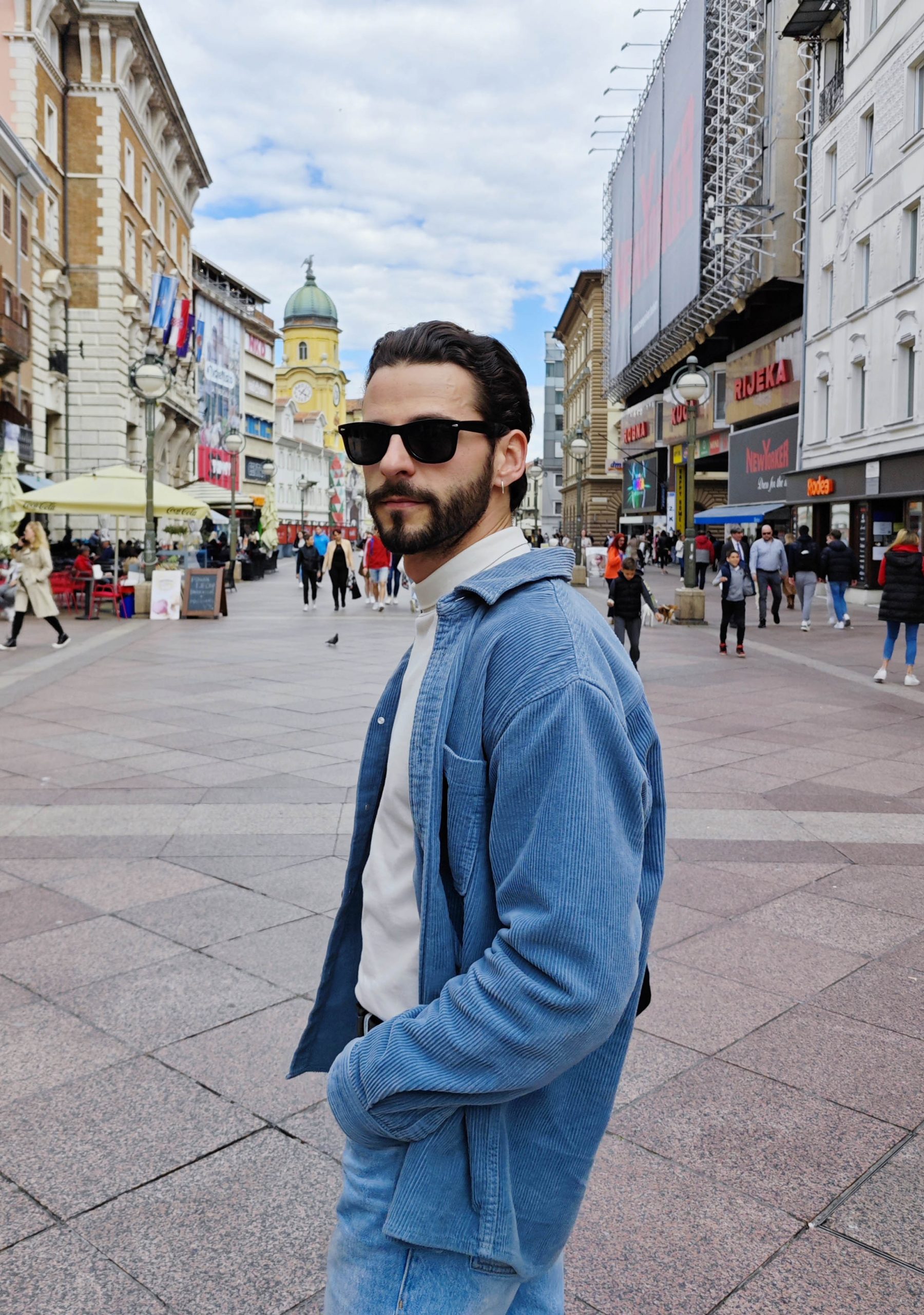 Streetstyle by Xiaomi: riječki glumac Deni Sanković privukao pažnju urbanim stilom!