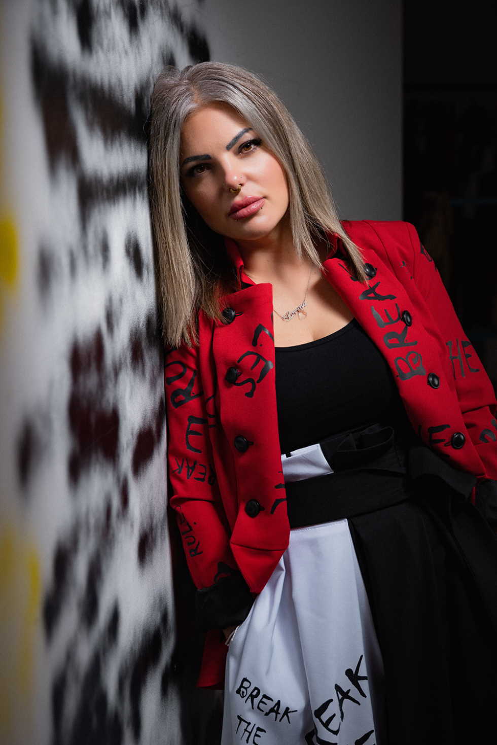 Modna dizajnerica Andrea Anić Dokmanović ponovno razbija granice s novom kampanjom "Break the rules"!