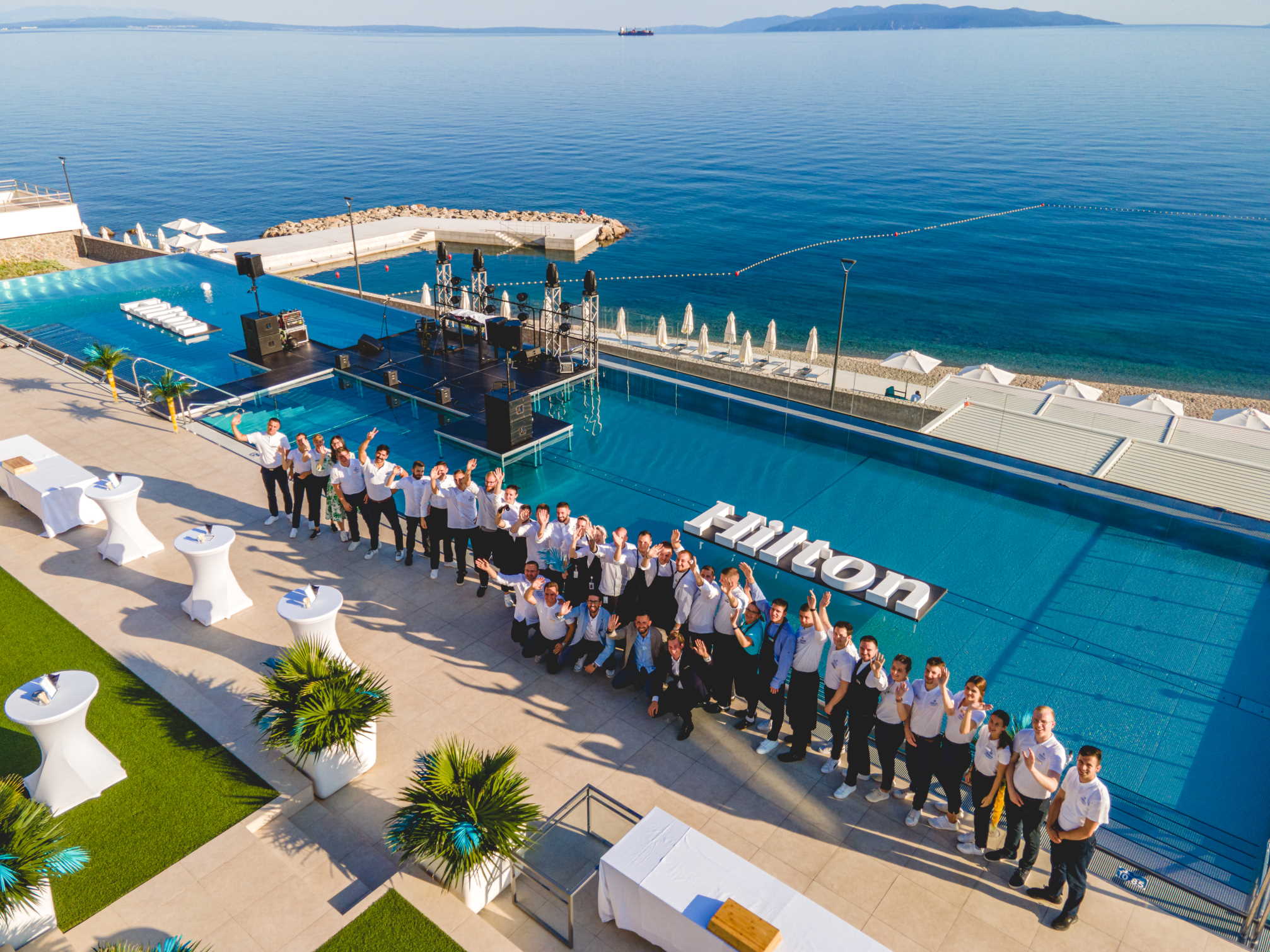 Hilton Rijeka Costabella Beach Resort & Spa ovoga petka priprema još jedan nezaboravan ljetni pool party za vanjske posjetitelje!