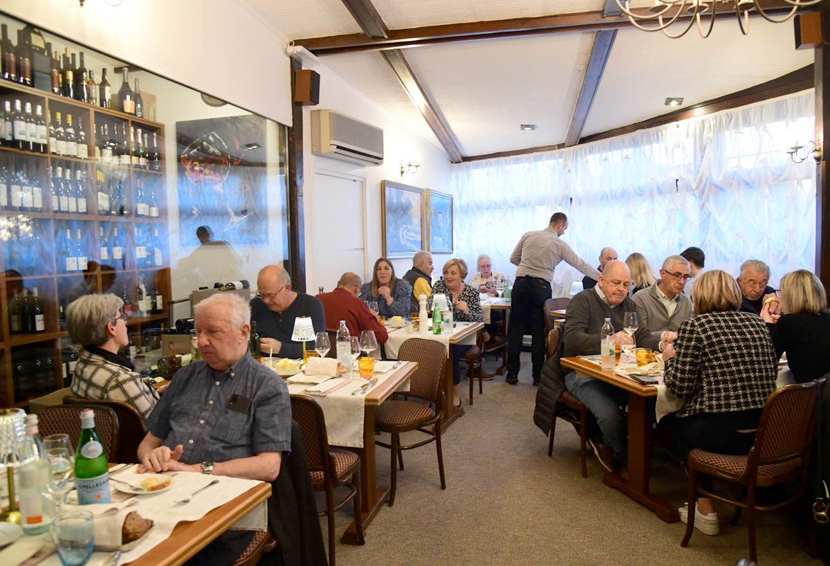 Devedeset godina restorana Rivica u Njivicama