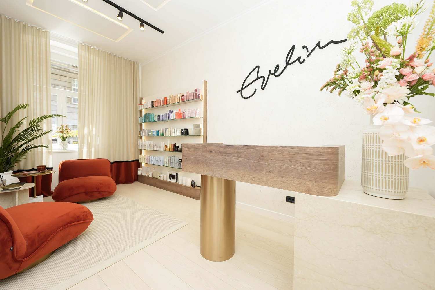 Nova slavljenička era salona Evelin - atraktivna lokacija i nepromijenjena kvaliteta