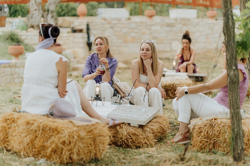 Piknik u vinogradu na imanju Tenuta Tre Terre uz vrhunska Korlat vina