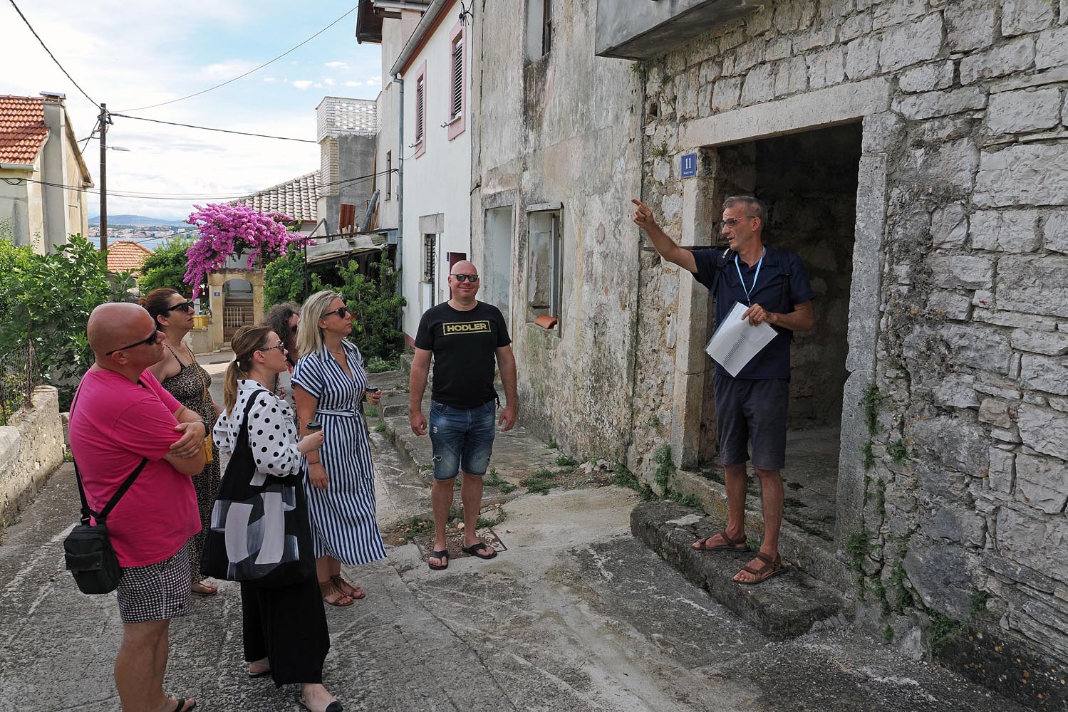 Volite li ljeto bez gužve - evo 10 razloga zašto posjetiti Tkon na otoku Pašmanu!