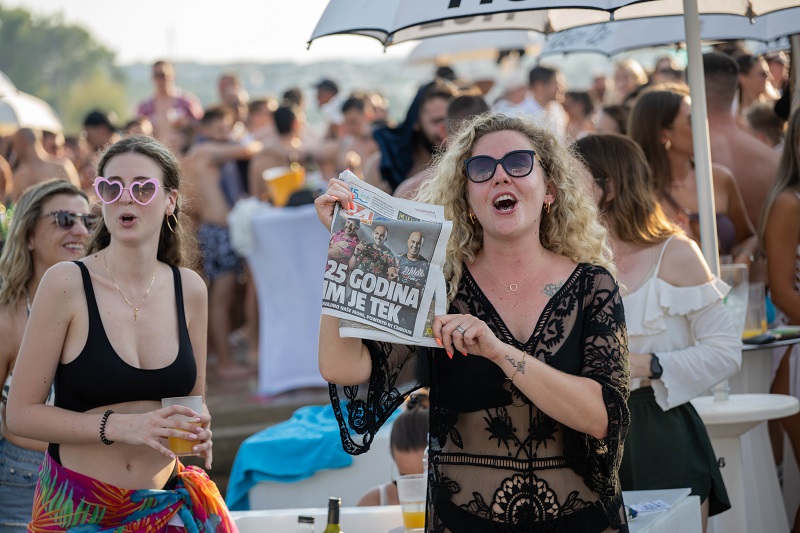 Fotografije s nezaboravne proslave 25.rođendana Beach Bara Mul i L'amour banda