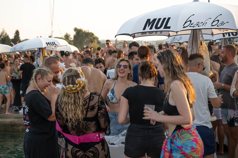 Fotografije s nezaboravne proslave 25.rođendana Beach Bara Mul i L'amour banda