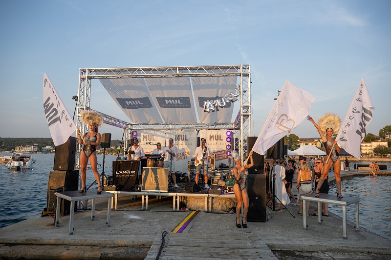 Fotografije s nezaboravne proslave 25.rođendana Beach Bara Mul i L'amour banda