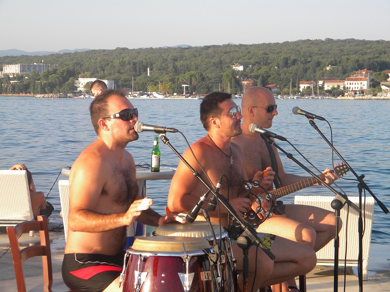 25 godina Beach Bara MUL i L'amour banda