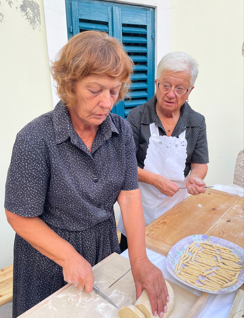 Tradicija, običaji i baština - započeli su Ribarski dani u Baški