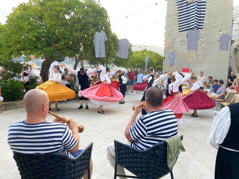 Tradicija, običaji i baština - započeli su Ribarski dani u Baški