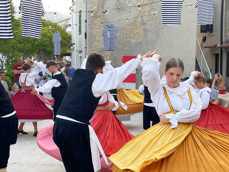 Tradicija, običaji i baština - započeli su Ribarski dani u Baški