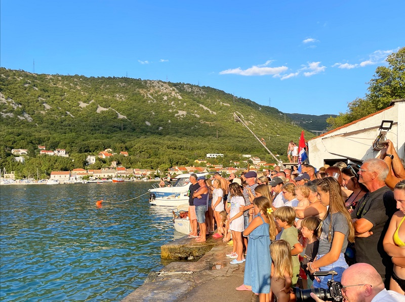 Manifestacija Tira, tira podsjetila je na običaje i tradiciju Bakarca