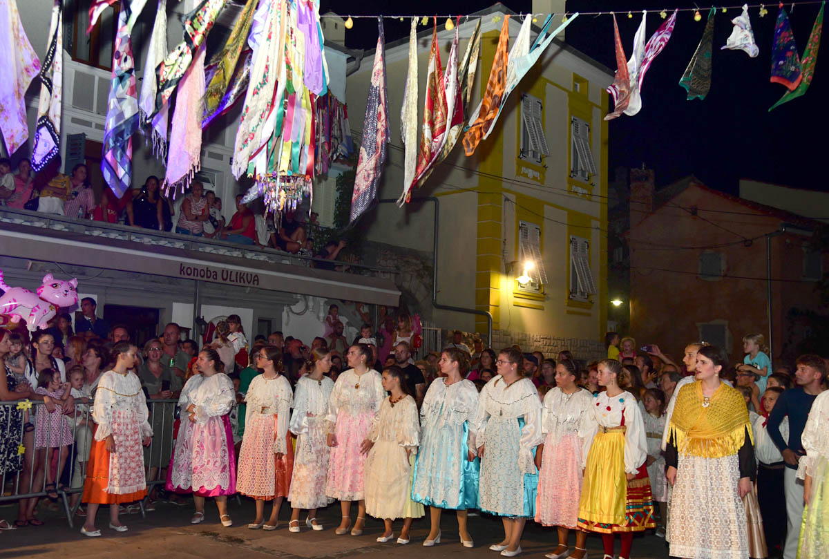 Tradicija, običaji i bogat program na Stomorini u Omišlju