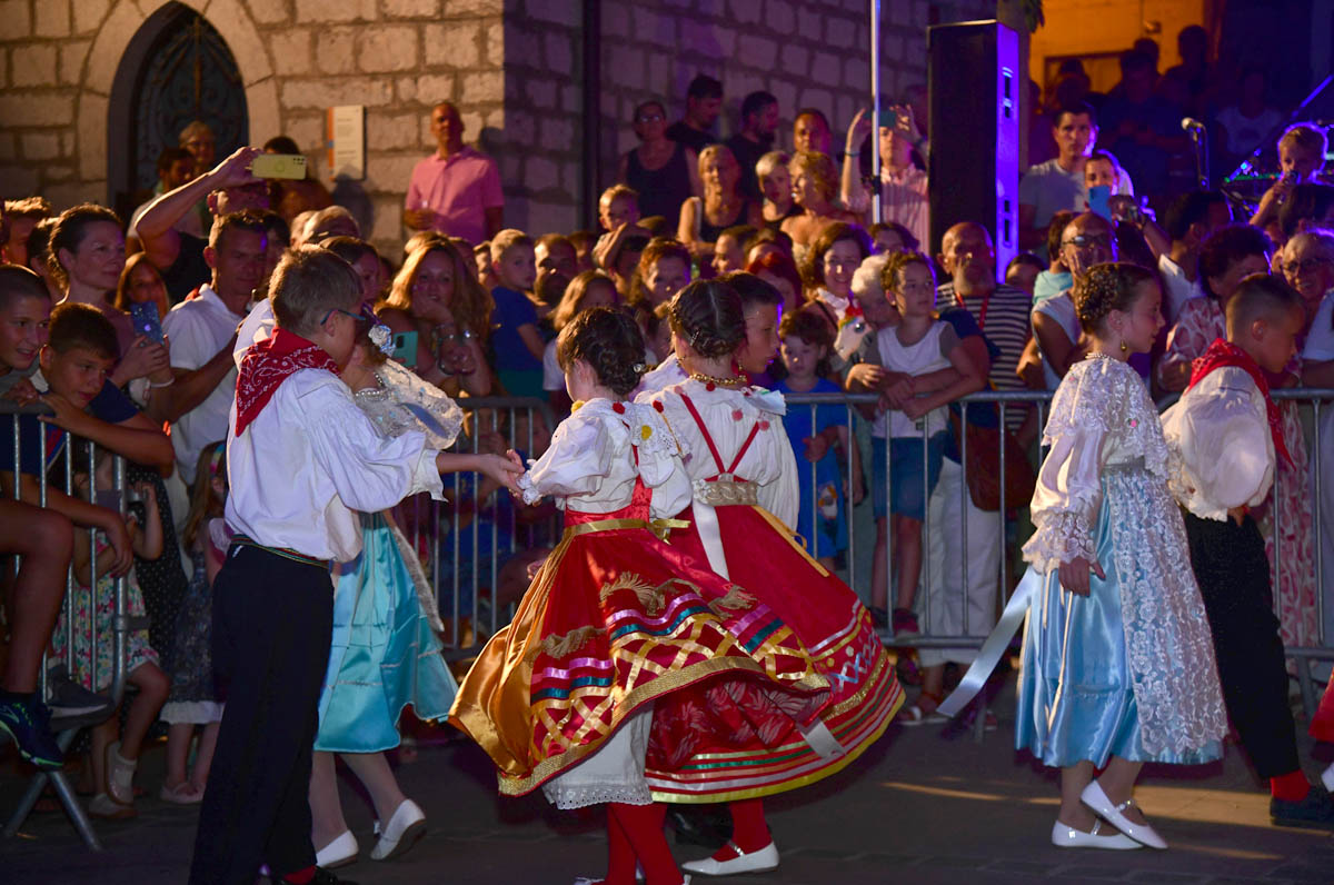 Tradicija, običaji i bogat program na Stomorini u Omišlju