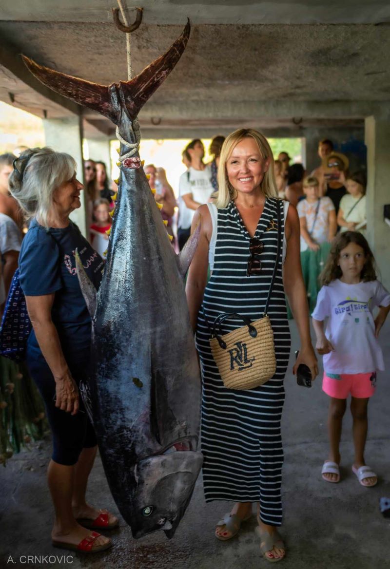 Manifestacija Tira, tira podsjetila je na običaje i tradiciju Bakarca