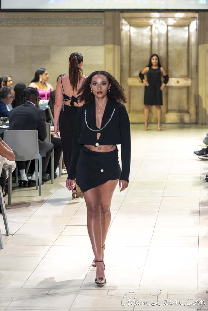 Like dana - Wrath of Hecate predstavljen na New York Fashion Weeku